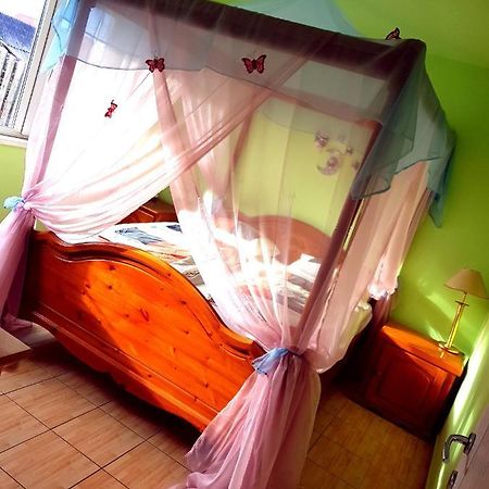 アヴリグCasa Eduアパートメント エクステリア 写真