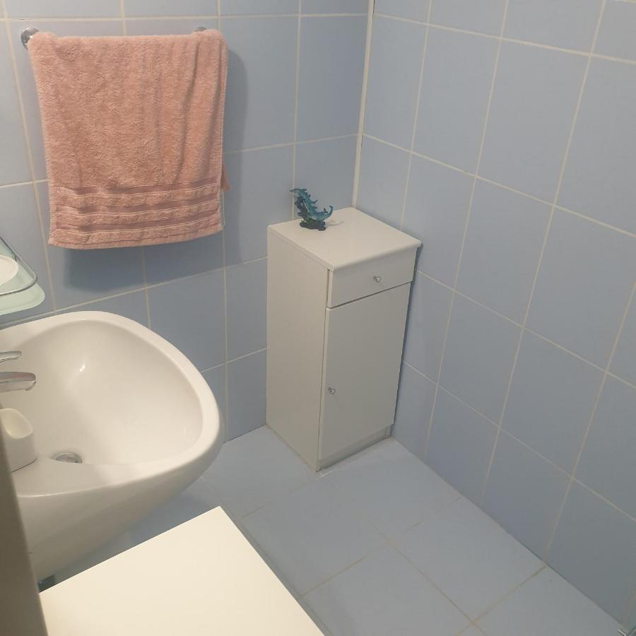 アヴリグCasa Eduアパートメント エクステリア 写真